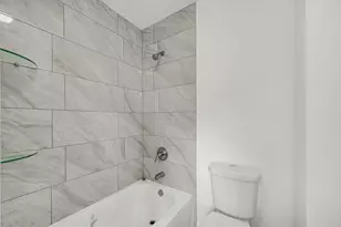 34904 N Carvis Dr, Lake Villa, IL 60046 - Photo 14