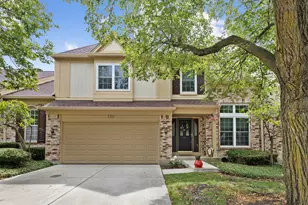 130 Chambord Ct, Bloomingdale, IL 60108 - Photo 2
