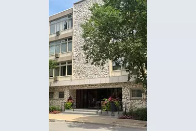 222 N Marion Street #2m, Oak Park, IL 60302 - Photo 1