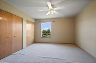 7951 Hedgewood Dr, Darien, IL 60561 - Photo 20
