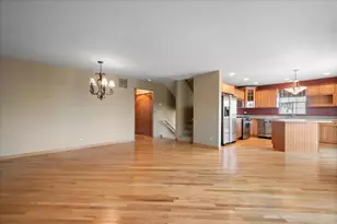 7951 Hedgewood Dr, Darien, IL 60561 - Photo 14