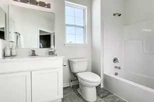 400 Bluebell Dr, Bolingbrook, IL 60440 - Photo 10