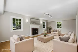 32 Timber Hill Rd, Buffalo Grove, IL 60089 - Photo 4