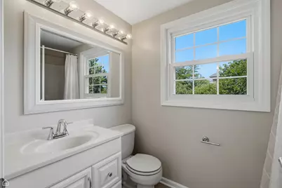 32 Timber Hill Road, Buffalo Grove, IL 60089 - Photo 14