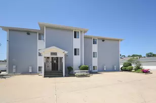 3170 W Monroe St, Waukegan, IL 60085 - Photo 1