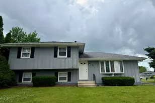 1337 Raymond St, Joliet, IL 60431 - Photo 1