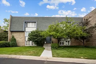 1979 Ammer Ridge Ct, Glenview, IL 60025 - Photo 1