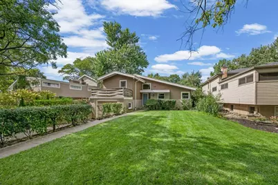 1326 Cavell Avenue, Highland Park, IL 60035 - Photo 2