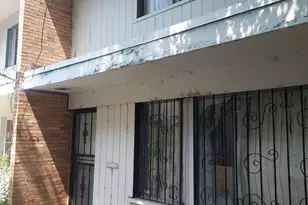 7829 S South Shore Dr, Chicago, IL 60649 - Photo 1