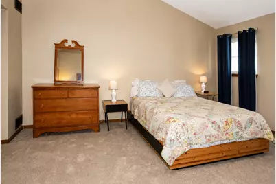 383 Shadow Creek Drive, Vernon Hills, IL 60061 - Photo 10