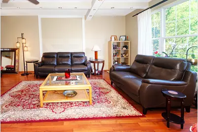 383 Shadow Creek Drive, Vernon Hills, IL 60061 - Photo 2