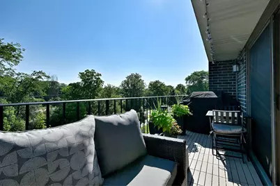 1255 W Prospect Avenue #302, Mount Prospect, IL 60056 - Photo 32
