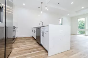 2611 W 21st St, Chicago, IL 60608 - Photo 4