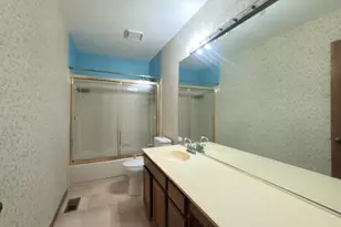 1464 Farington Ln, Aurora, IL 60504 - Photo 10