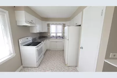 9600 S Komensky Avenue #3W, Oak Lawn, IL 60453 - Photo 2