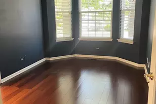 1617 Astor Ave, Oakbrook Terrace, IL 60181 - Photo 10