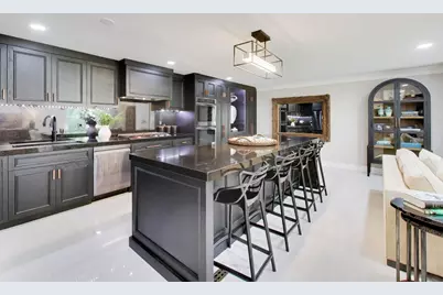 1230 Park Avenue W #236, Highland Park, IL 60035 - Photo 4