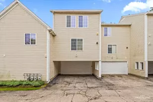 6292 Fremont Dr, Hanover Park, IL 60133 - Photo 14