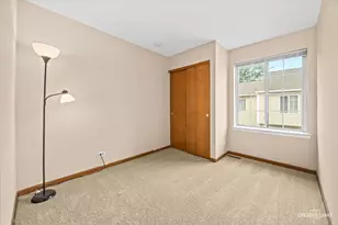 6292 Fremont Dr, Hanover Park, IL 60133 - Photo 12