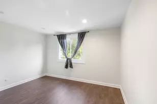 608 Westwood Ct, Wheeling, IL 60090 - Photo 12