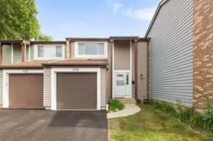 608 Westwood Ct, Wheeling, IL 60090 - Photo 1