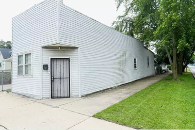 12402 S Green Street, Calumet Park, IL 60827 - Photo 4