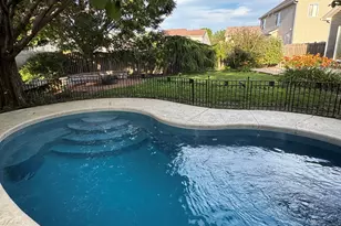 7705 Boxwood Ln, Plainfield, IL 60586 - Photo 2