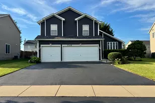 7705 Boxwood Ln, Plainfield, IL 60586 - Photo 1
