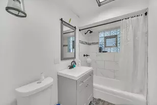 421 E Courtland St, Mundelein, IL 60060 - Photo 14