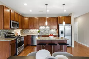 2936 N Lincoln Ave, Chicago, IL 60657 - Photo 20