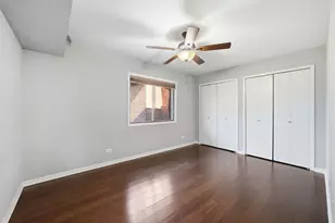 2204 Wharf Dr, Woodridge, IL 60517 - Photo 16