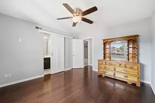 2204 Wharf Dr, Woodridge, IL 60517 - Photo 18