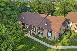 2204 Wharf Dr, Woodridge, IL 60517 - Photo 36
