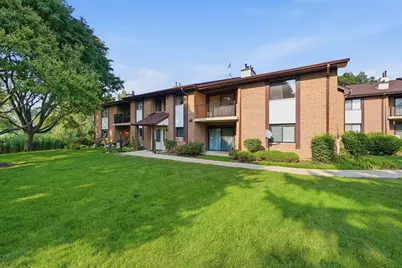 2204 Wharf Drive #2306, Woodridge, IL 60517 - Photo 2