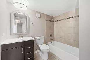 2204 Wharf Dr, Woodridge, IL 60517 - Photo 22