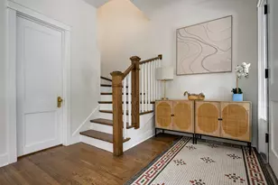 1907 W Berwyn Ave, Chicago, IL 60640 - Photo 2