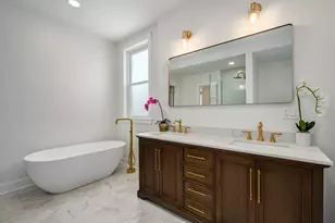 1907 W Berwyn Ave, Chicago, IL 60640 - Photo 28