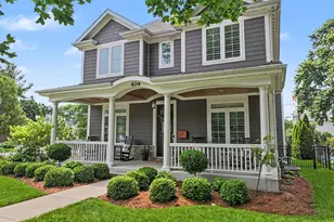 404 W Olive St, Arlington Heights, IL 60004 - Photo 2