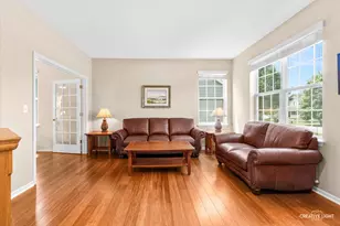 432 Bluegrass Pkwy, Oswego, IL 60543 - Photo 6