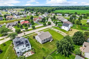 1209 Oakmont Ct, Sandwich, IL 60548 - Photo 24