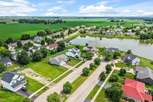 1209 Oakmont Ct, Sandwich, IL 60548 - Photo 28