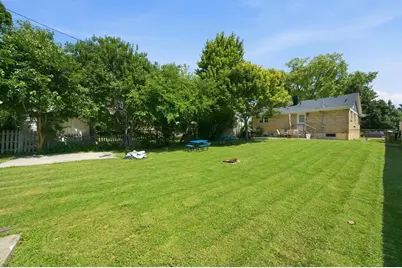 340 Dalton Avenue, Mundelein, IL 60060 - Photo 16