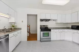 1958 Castlewood Rd, Highland Park, IL 60035 - Photo 14