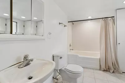 1958 Castlewood Road, Highland Park, IL 60035 - Photo 20