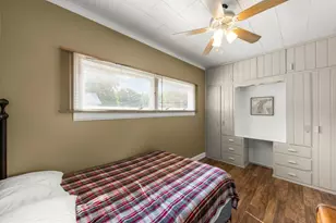 1928 Curtiss St, Downers Grove, IL 60515 - Photo 8