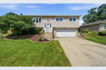 16338 65th Court, Tinley Park, IL 60477 - Photo 1