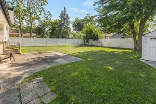 39 Arapaho Dr, Thornton, IL 60476 - Photo 16