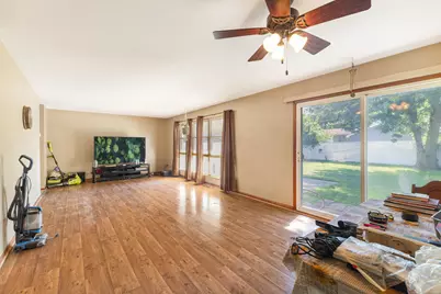 39 Arapaho Drive, Thornton, IL 60476 - Photo 2