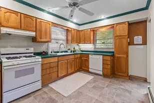 1501 20th St, Zion, IL 60099 - Photo 14