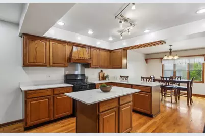 117 Kent Avenue, Wauconda, IL 60084 - Photo 8